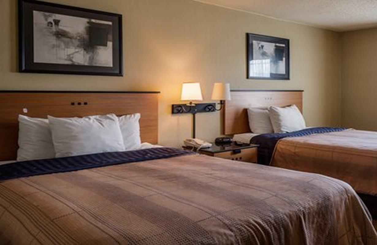 Suburban Studios Chester I-95 Εξωτερικό φωτογραφία