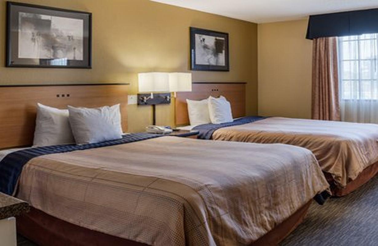 Suburban Studios Chester I-95 Εξωτερικό φωτογραφία