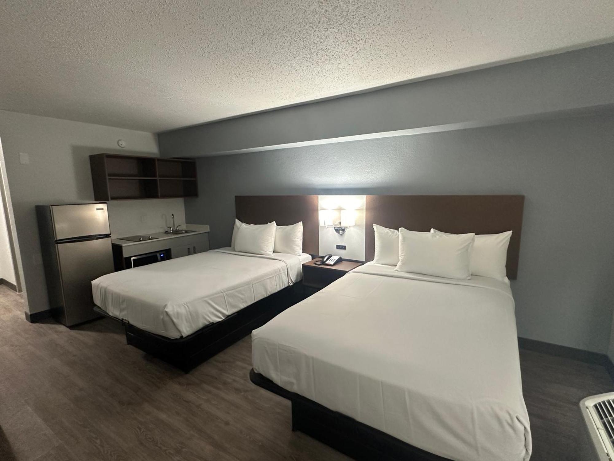 Suburban Studios Chester I-95 Εξωτερικό φωτογραφία