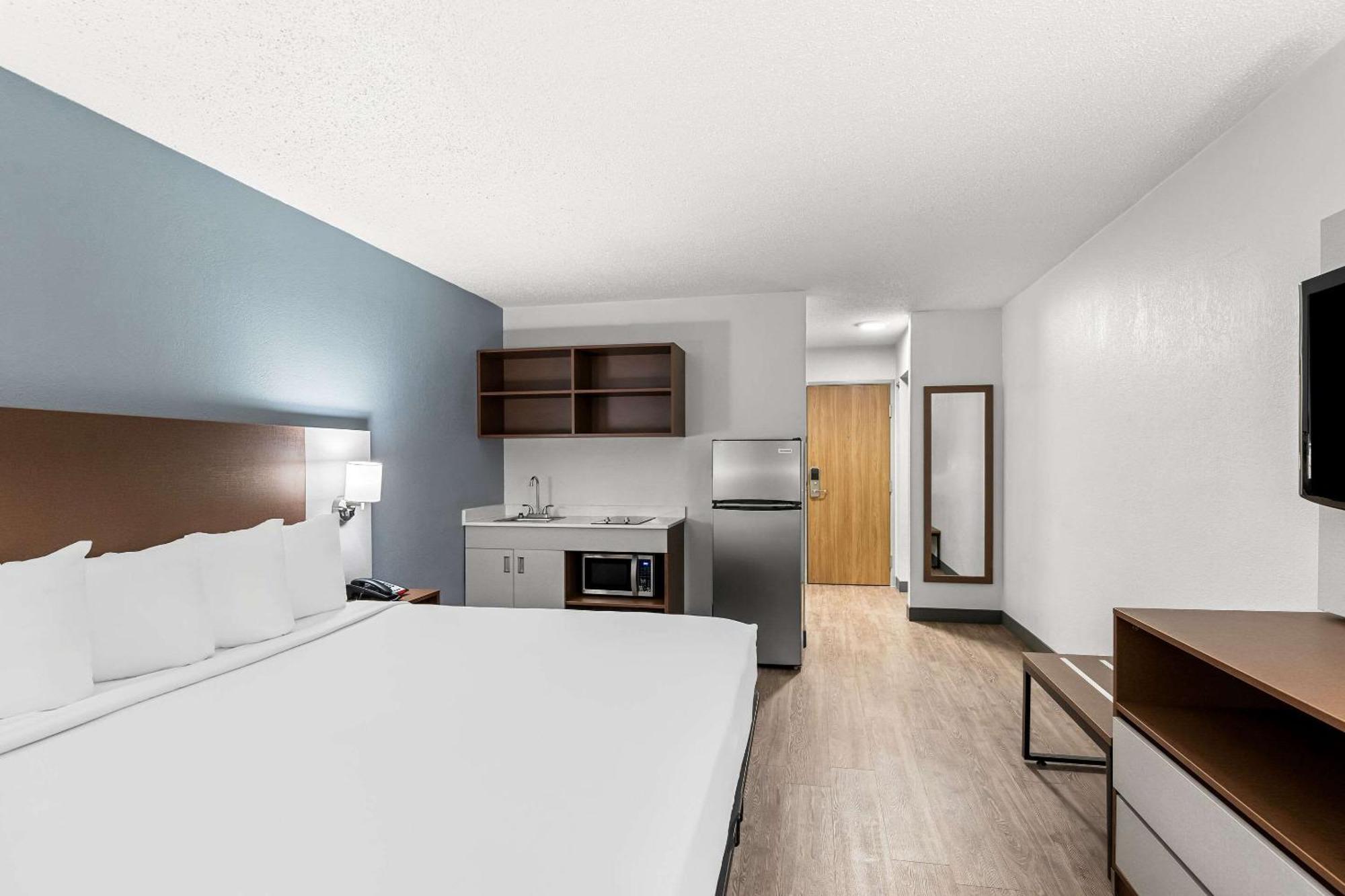 Suburban Studios Chester I-95 Εξωτερικό φωτογραφία