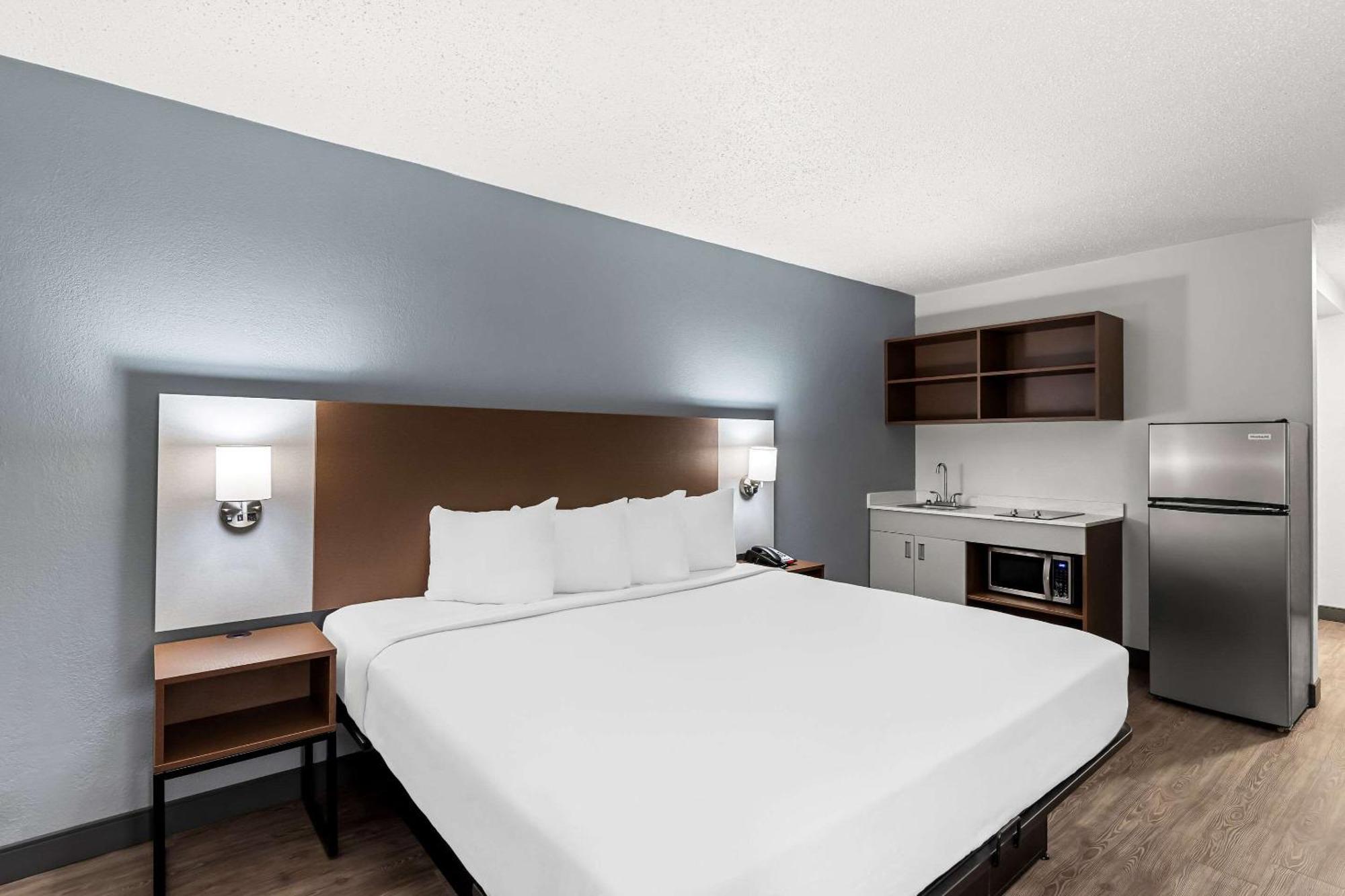 Suburban Studios Chester I-95 Εξωτερικό φωτογραφία
