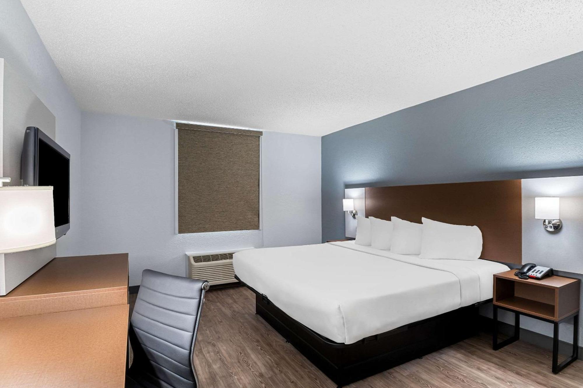 Suburban Studios Chester I-95 Εξωτερικό φωτογραφία